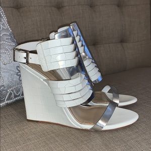 BCBGMAX AZRIA Leather Wedges Slingback Sandals